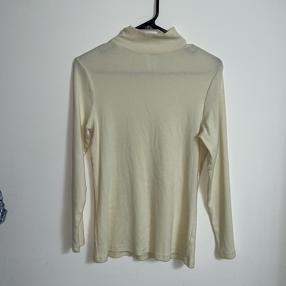 Serra ivory/creamy colored turtleneck top